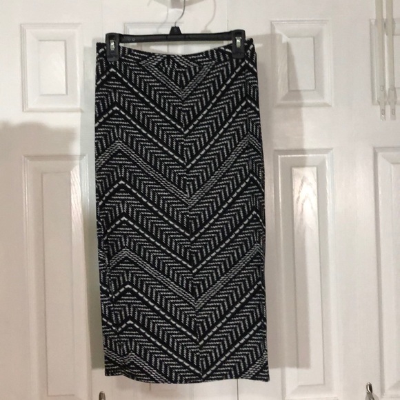 Pencil Skirt Striped - Picture 2 of 4
